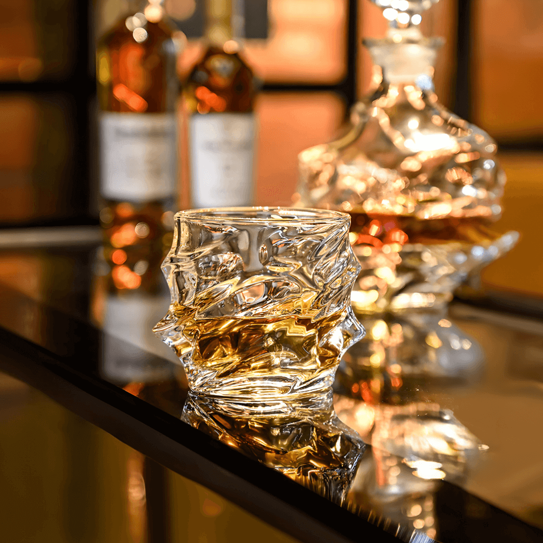 Service de verres et carafe en cristal japonais Storm